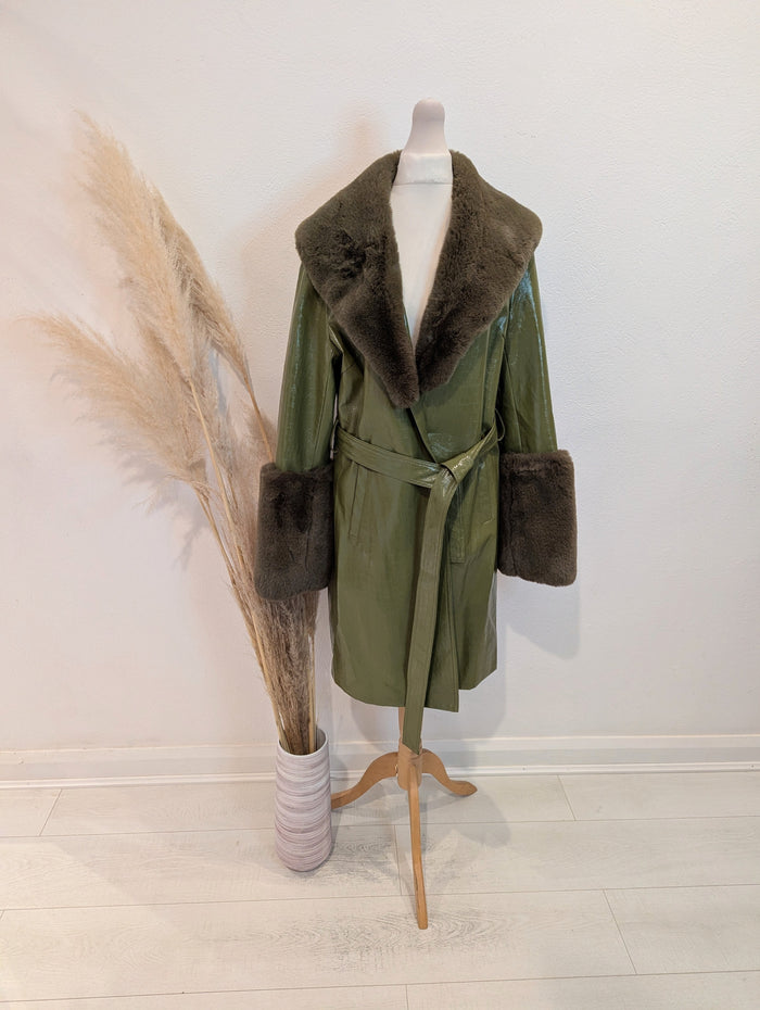 Jayley green croc coat with fur S
