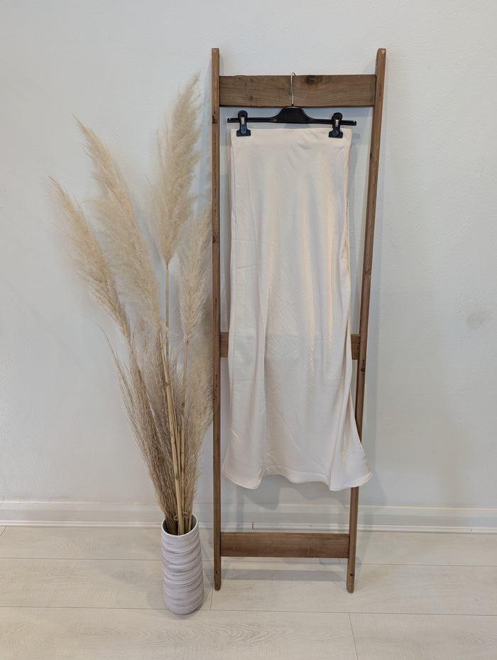 JCL Cream Skirt S RRP £59.99