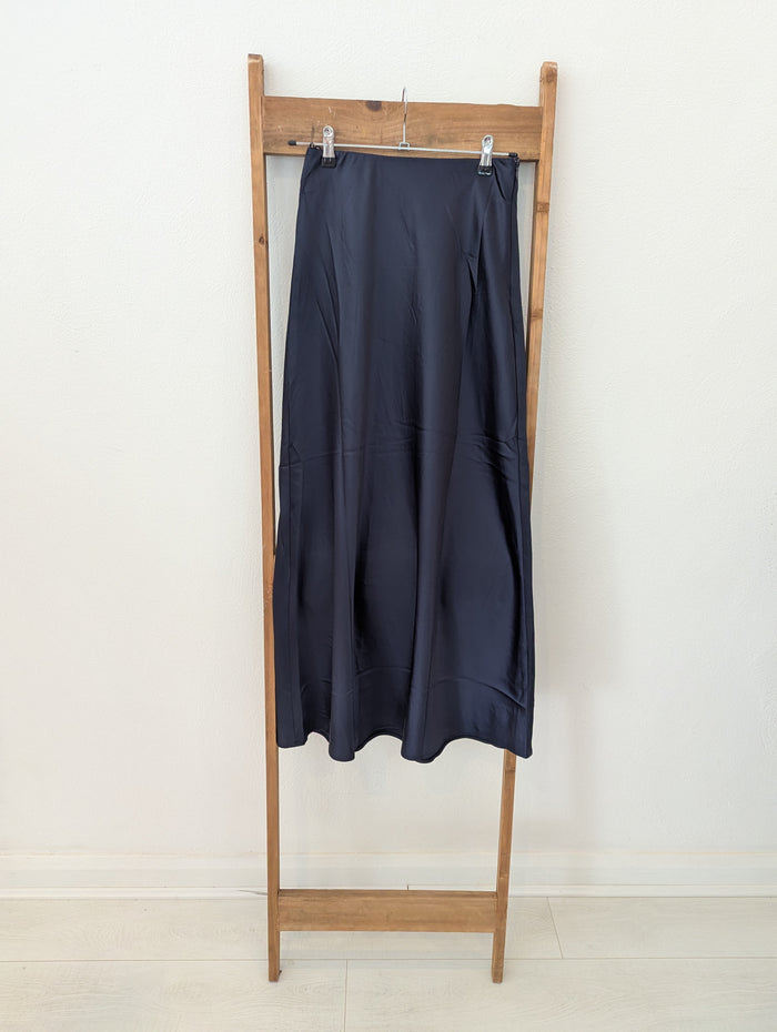 JCL Navy Satin Skirt S RRP £49.99