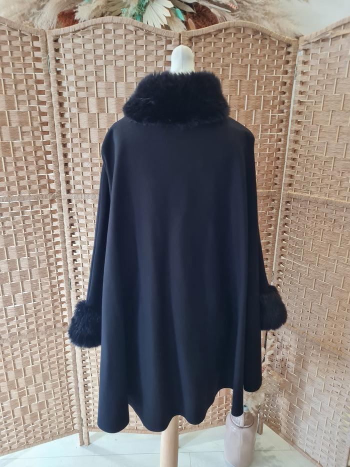 Joseph Ribkoff Fur collar Cape 14