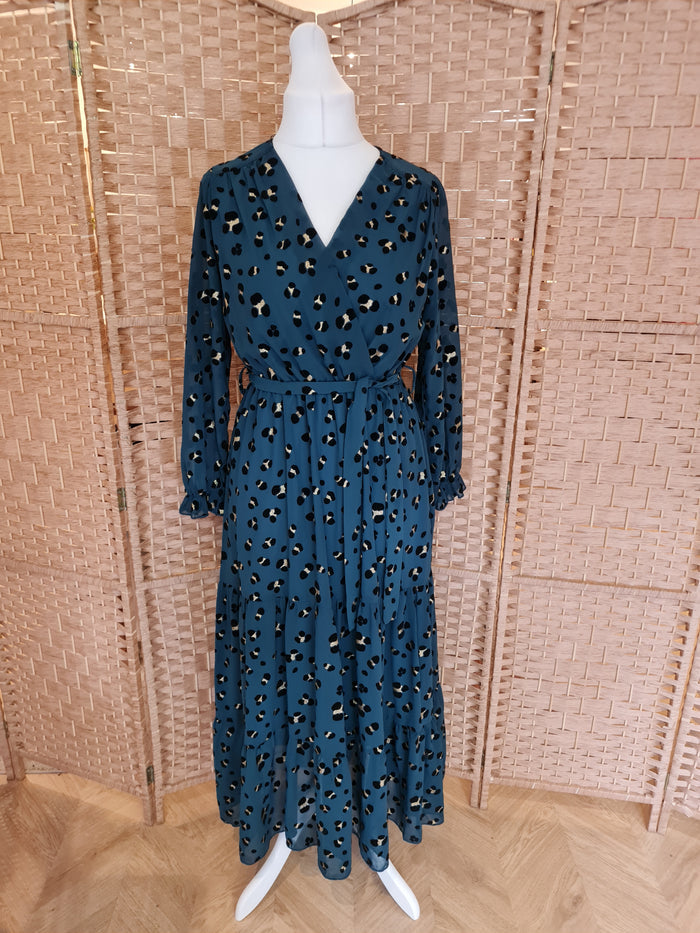 JS Millenium green animal print maxi M