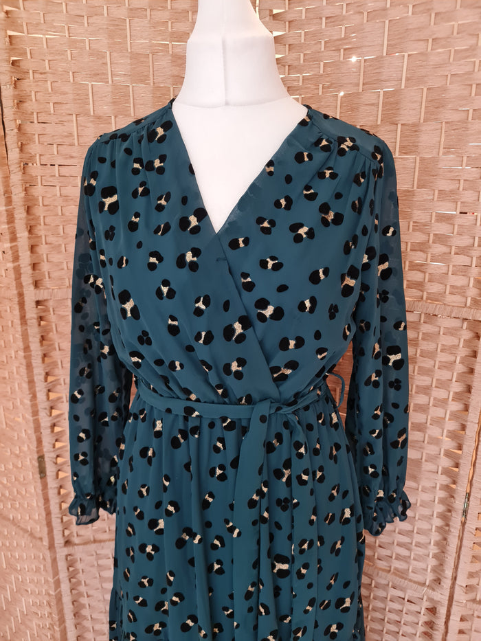JS Millenium green animal print maxi M
