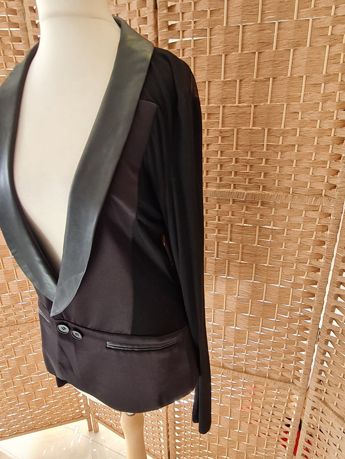 Just Addict black tux top L
