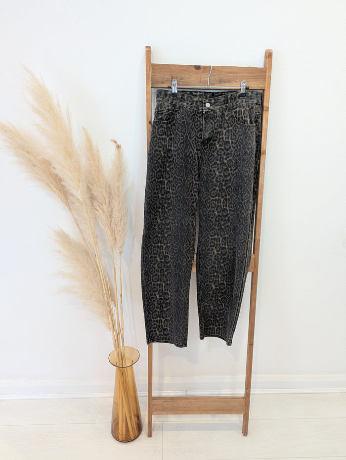 Kabodo Strauss Animal Print Jeans L NWT
