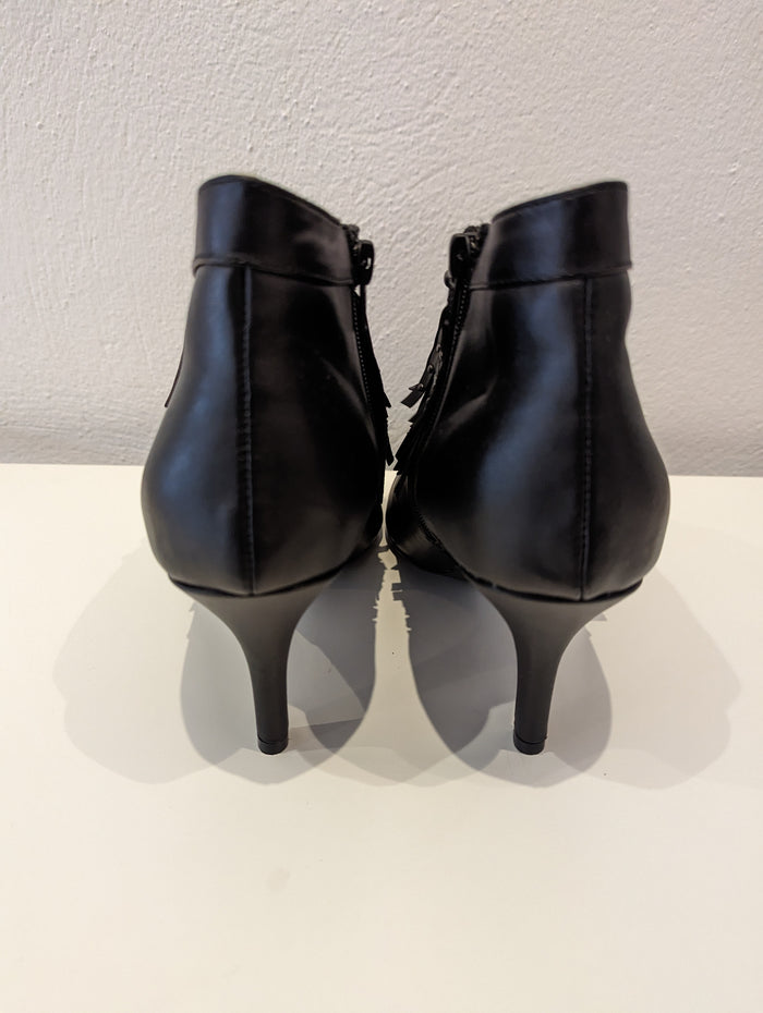 Kaleidoscope Black Fringed Ankle Boots Size 6 New