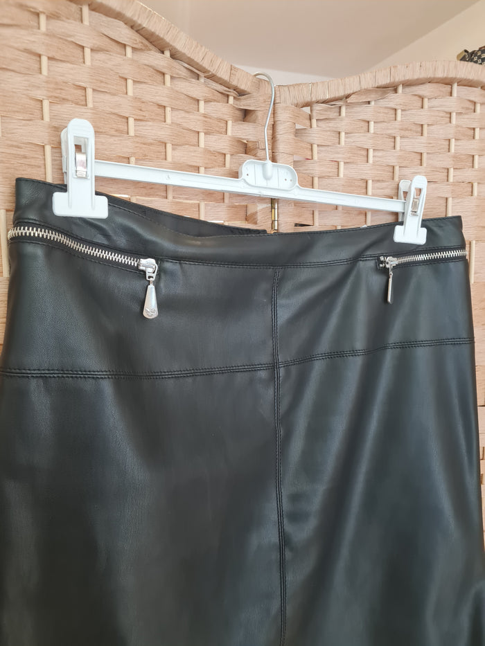 Kapalua Black Leather Skirt Size 12