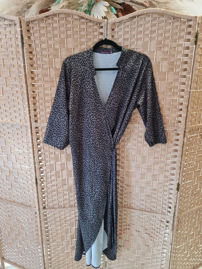 Kate & Pippa Khaki leopard wrap dress XL