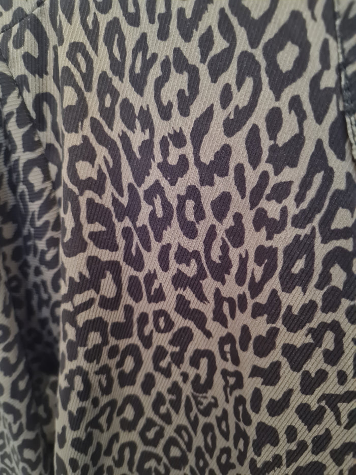 Kate & Pippa Khaki leopard wrap dress XL