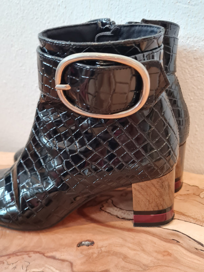 Kurt Geiger Black Patent Ankle Boot Size 4.5