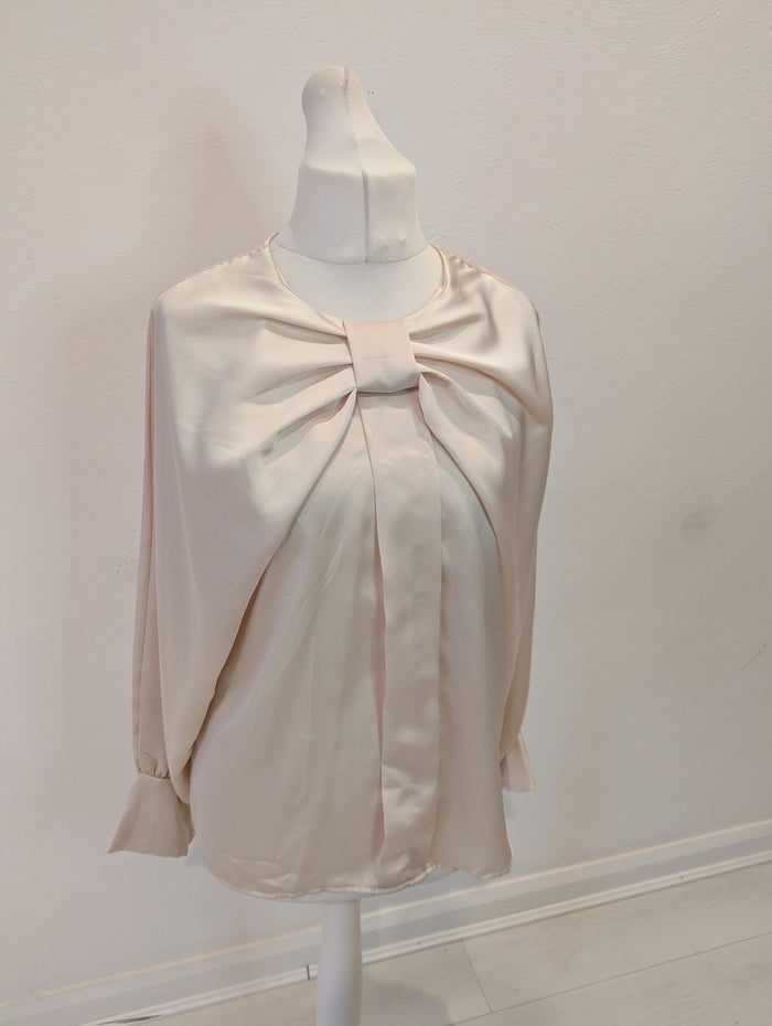 Kyla Cream Satin Top M/L