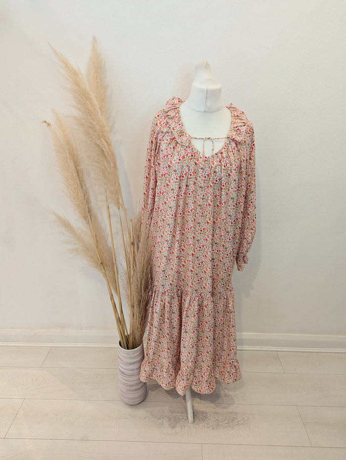 LabelRail x Collyer Twins Floral Midi 10