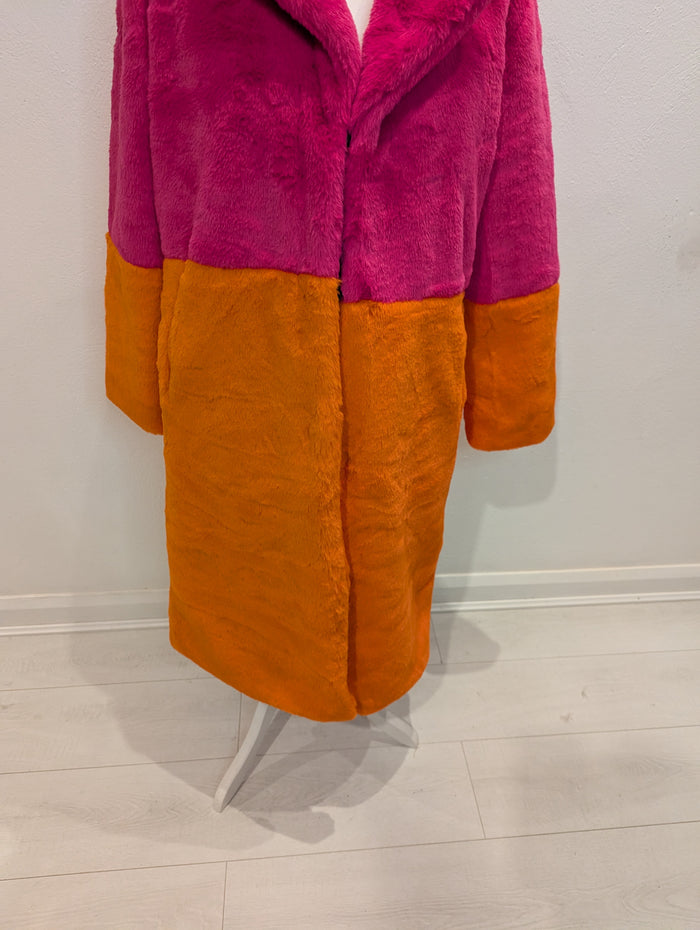Laseti Pink/Orange fur coat 12/14 NWT