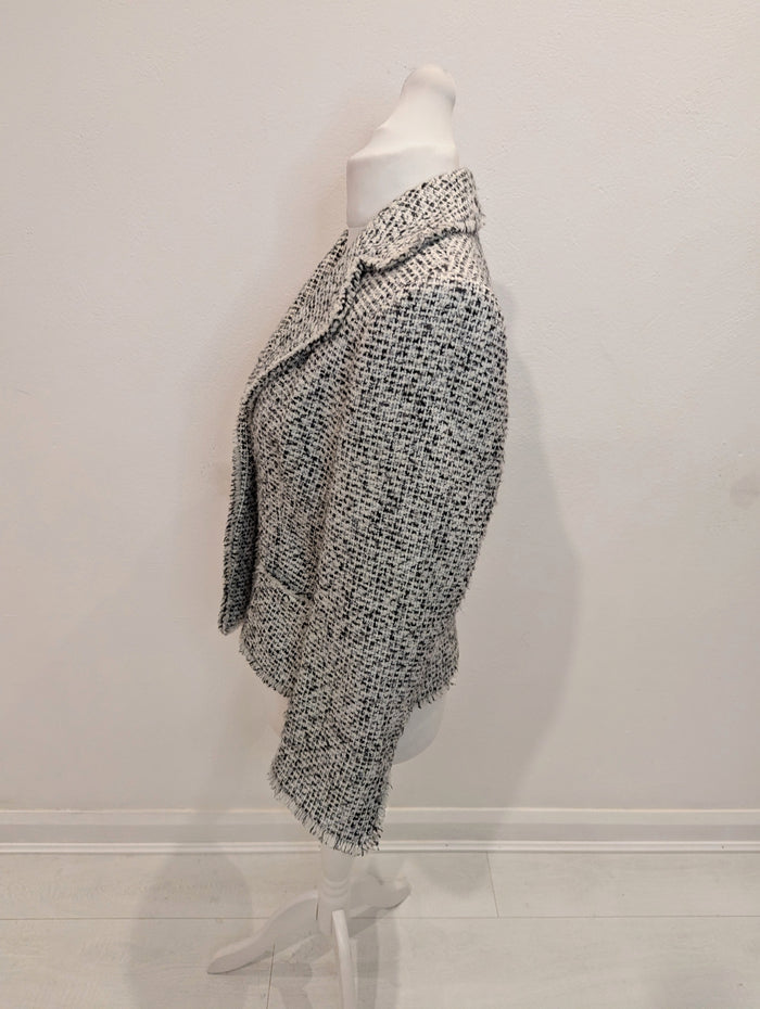 Libra Black/ White Boucle Jacket Medium