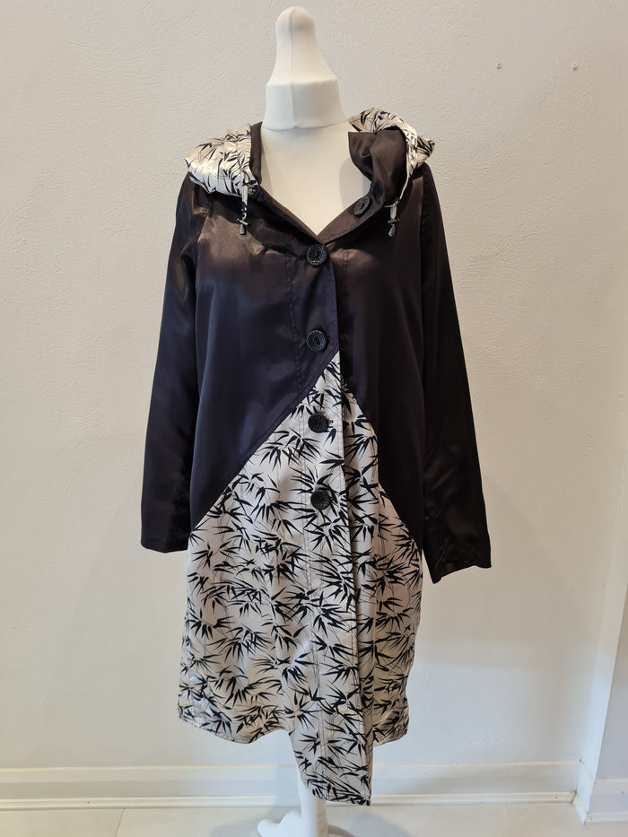 Lindy Reversible Coat & Bag Size M/L