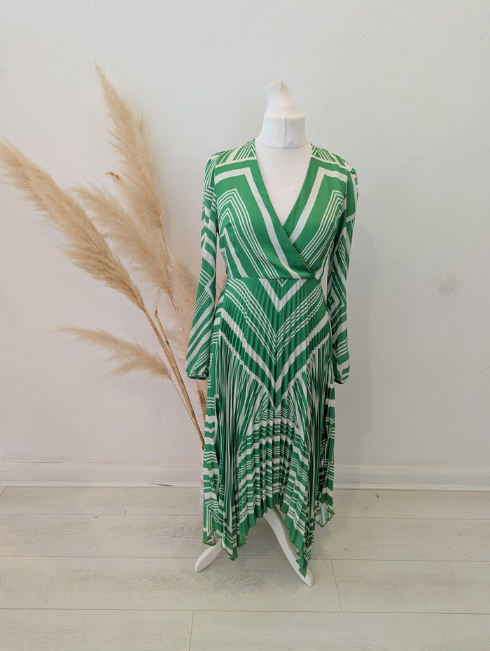 Lipsy Green & White maxi Dess 12