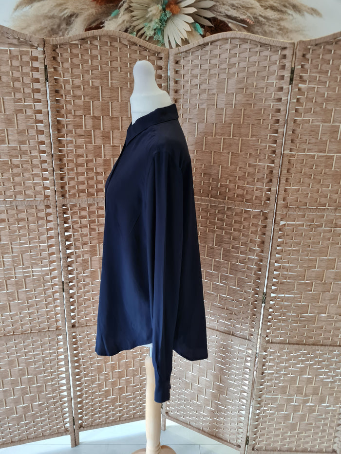 LK Benett Navy Shirt 14