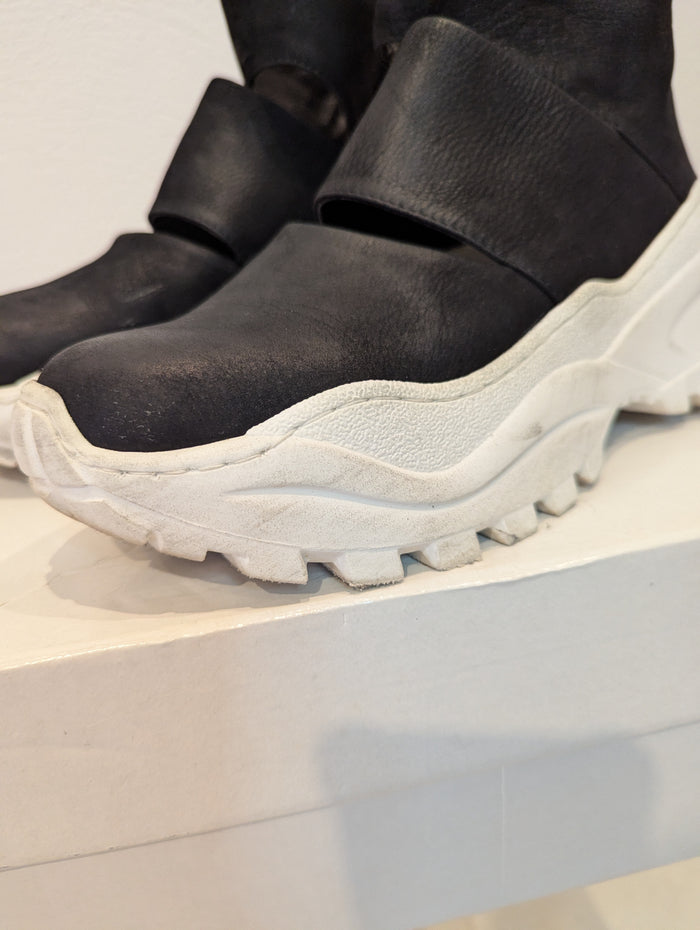Lofina Cutout Platform Trainers 5 RRP £316