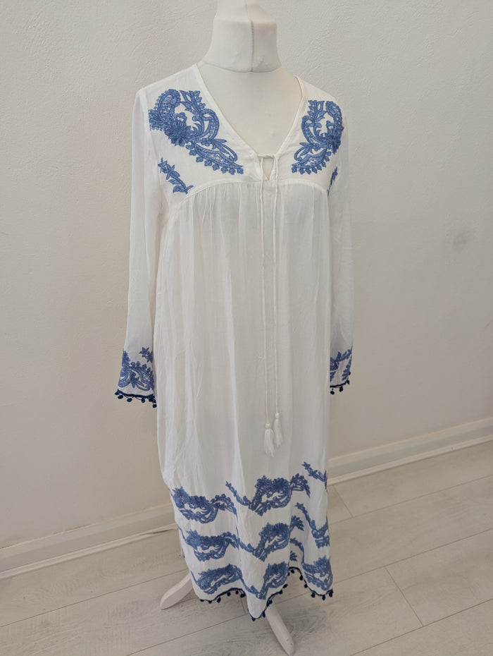 Lucky & Coco white & blue coverup M