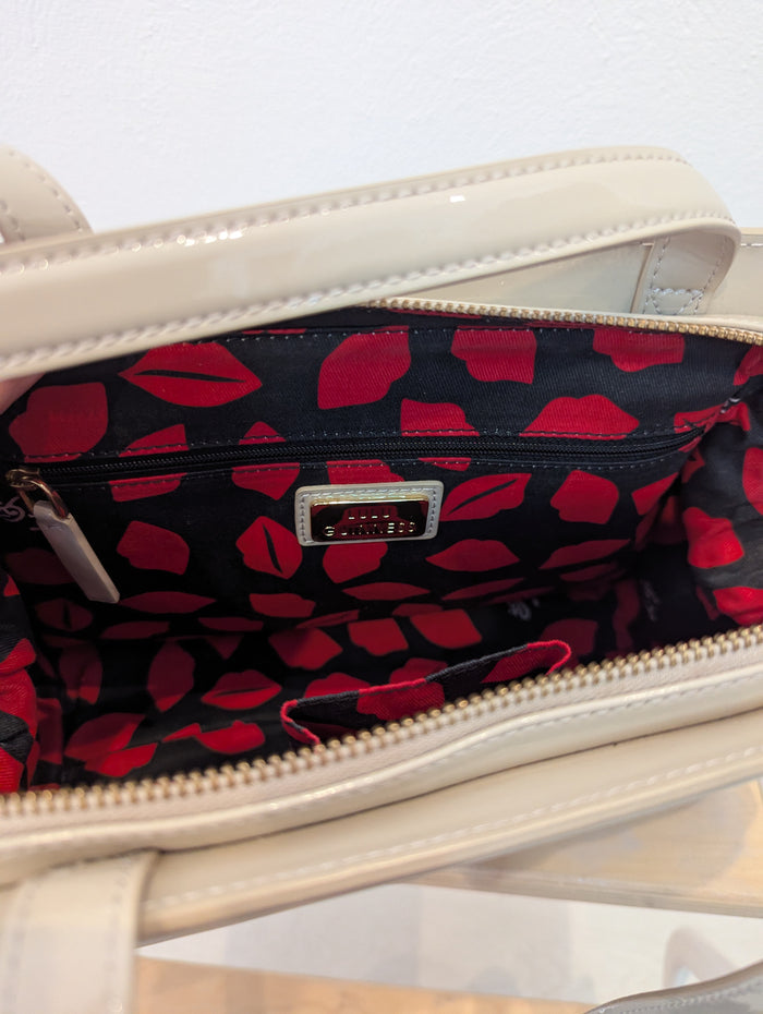 Lulu Guiness Cream Paula bag