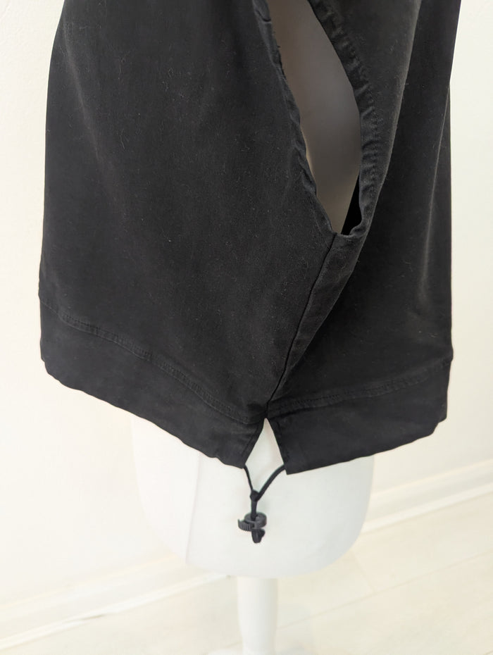 Lurdes Bergada black cropped utility top L