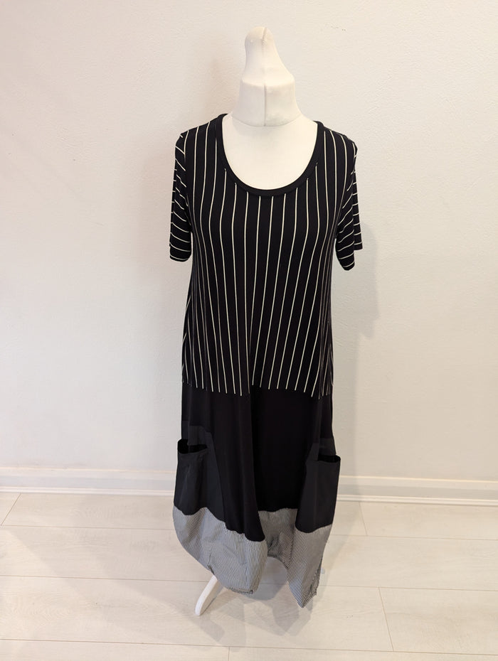 Luukaa Black/White Maxi Dress Size 12 NWT RRP £129