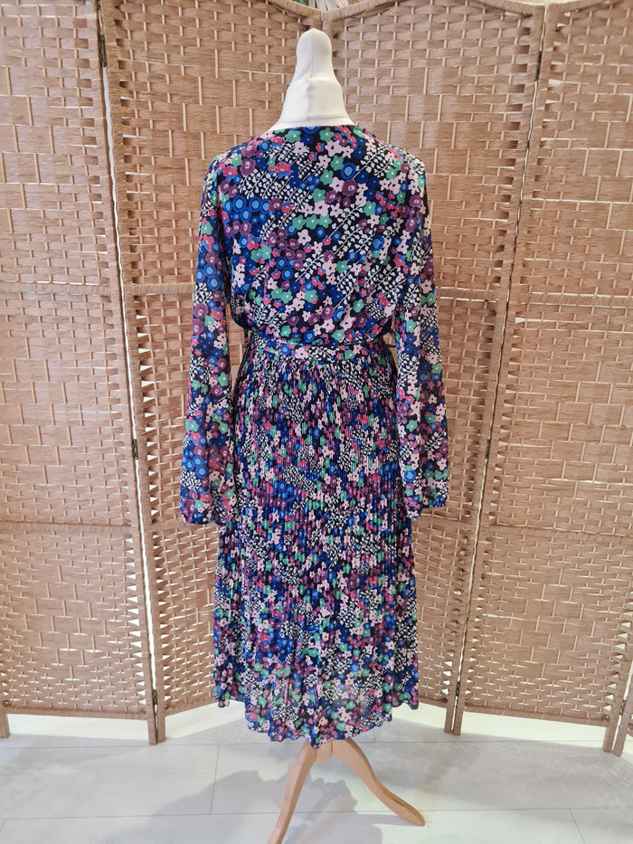 Made In Italy Floral Pleat Maxi Size 8