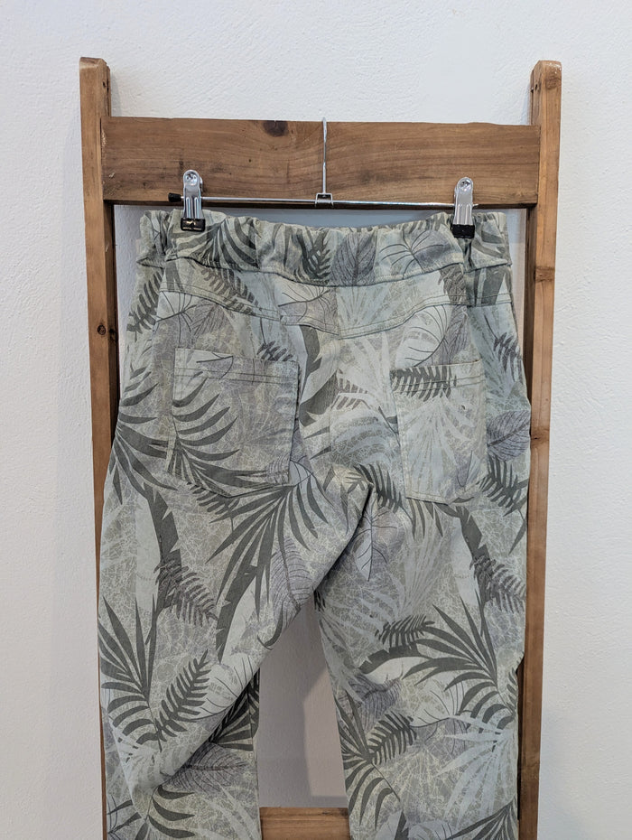 Made in Italy Khaki Floral Pants Size 12/14