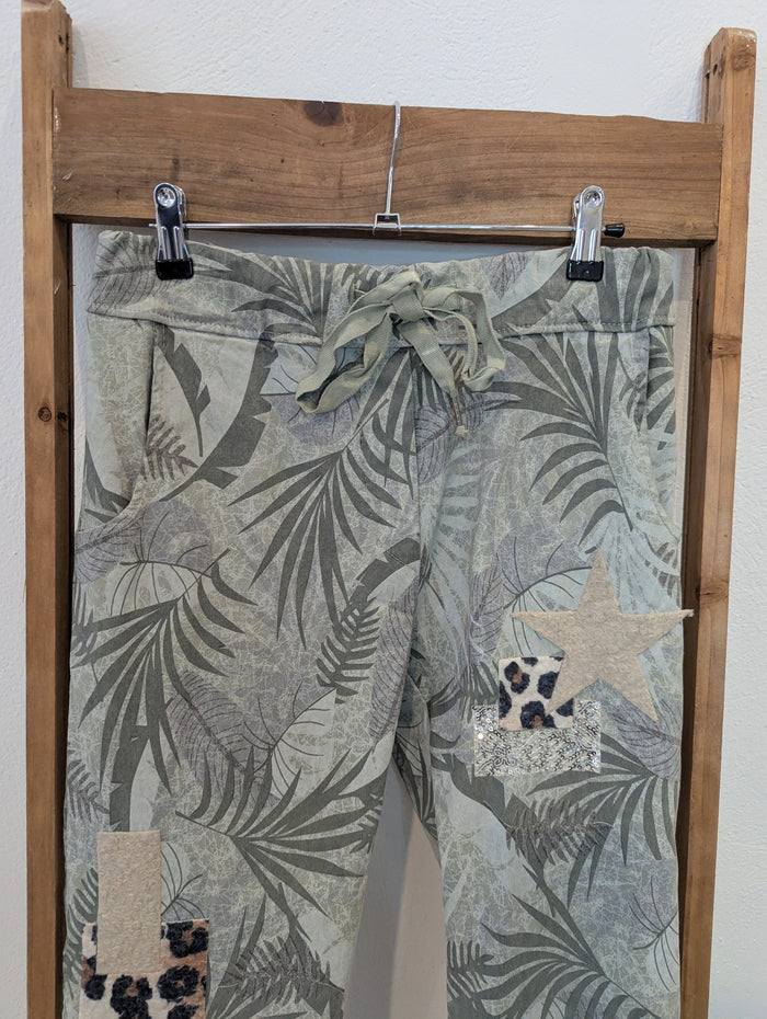 Made in Italy Khaki Floral Pants Size 12/14