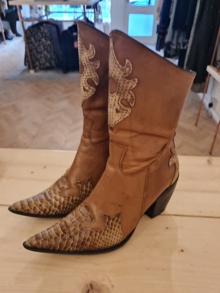Made in Italy Tan Western Boots Size 39