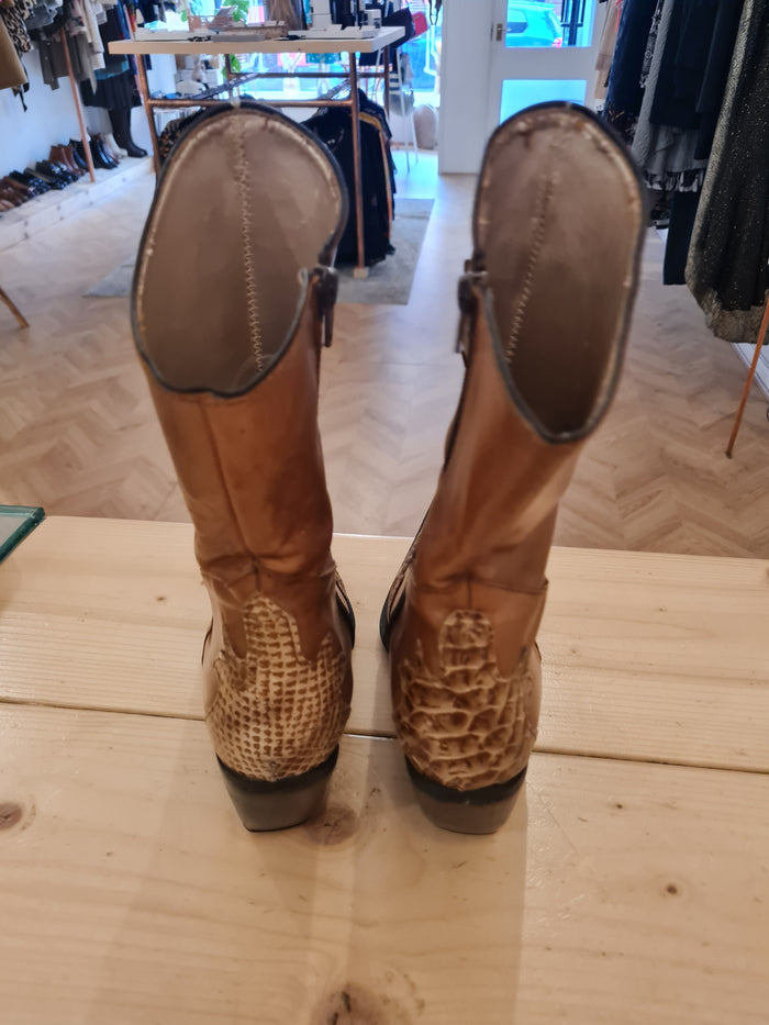 Made in Italy Tan Western Boots Size 39