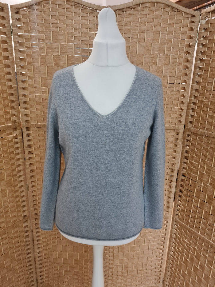 Madeline  Grey Star Cashmere Jumper 14/16