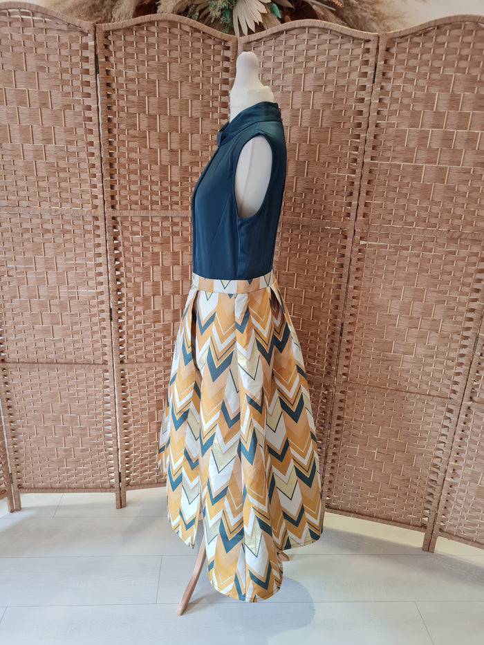 Maisy Boutique Teal/Gold Dress Size 12
