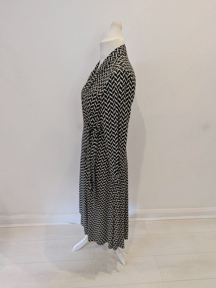 Mango Black Cream Geo wrap Dress M