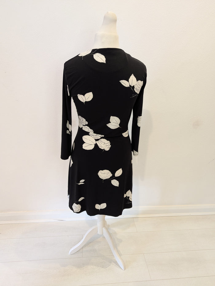 Mango Black White flower Dress M