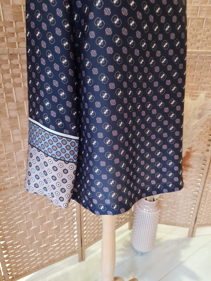 Marella 2 Piece Navy Print 12
