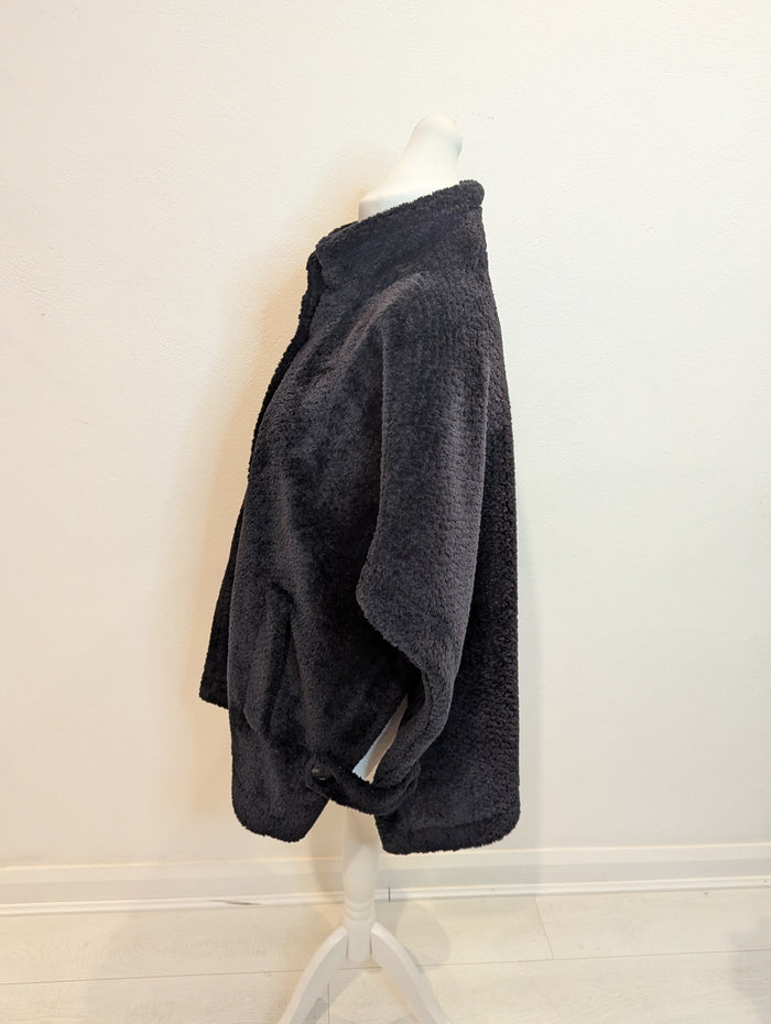 Marella Black Teddy Cape one size