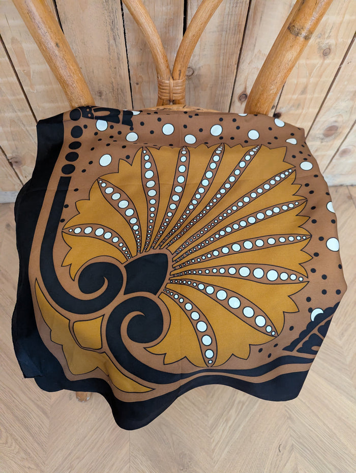 Marella pattened scarf