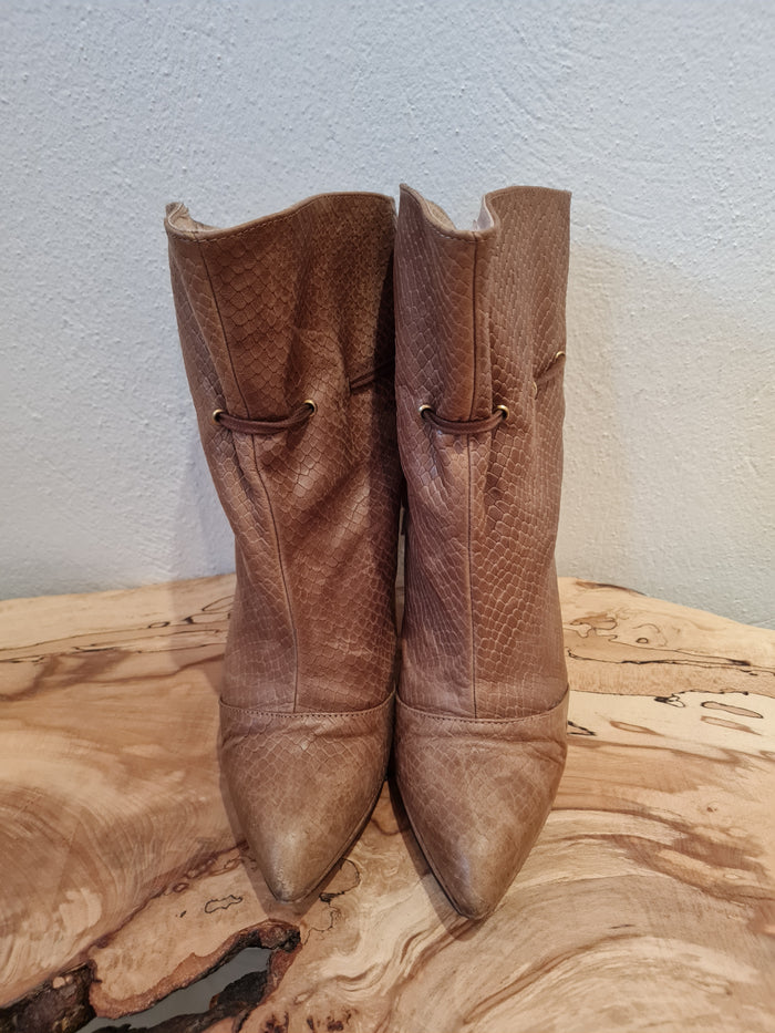 Marian brown ankle boots 7
