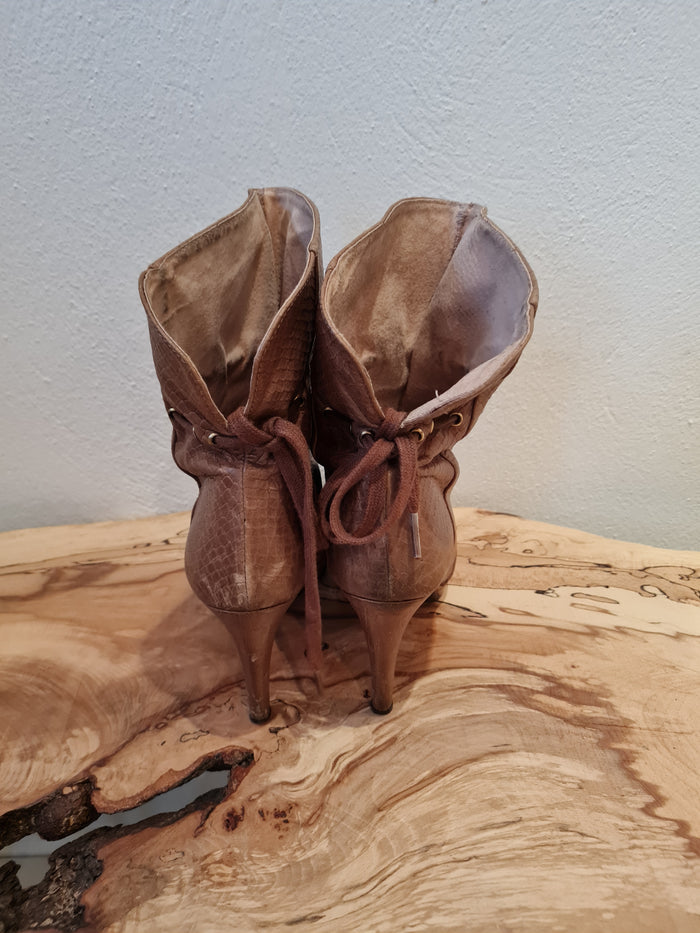 Marian brown ankle boots 7