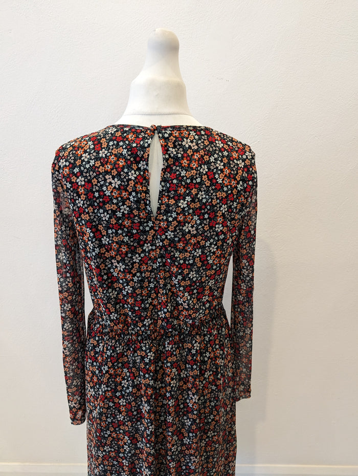 Mauvette Floral Midi Dress 12