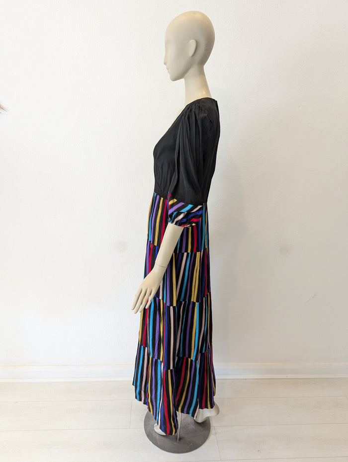 Maxi California (Black with coloured stripes) 12