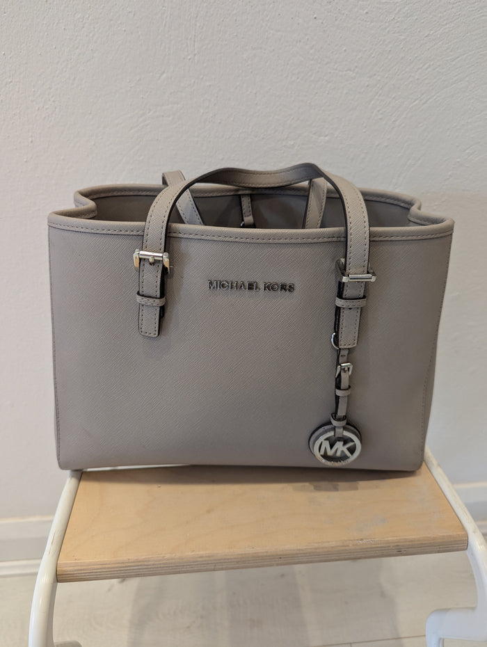 Micheal Kors Grey Tote