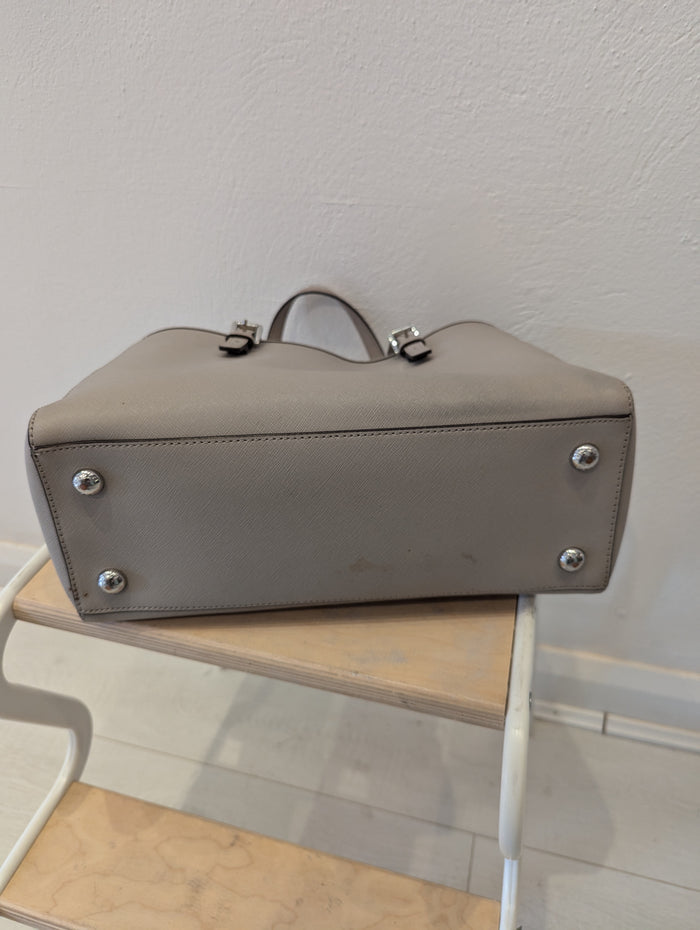 Micheal Kors Grey Tote