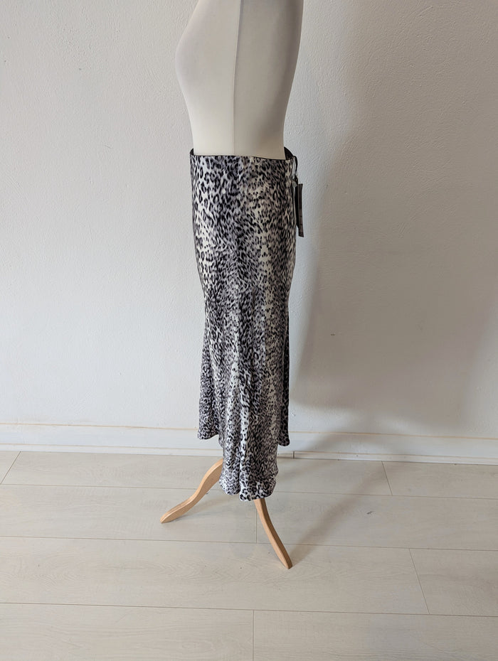Mint Velvet Animal Print Skirt NWT 10