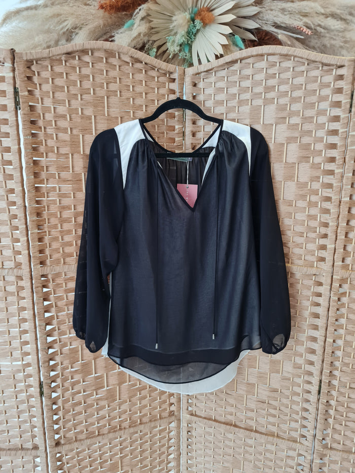 Mint Velvet black/white blouse 8