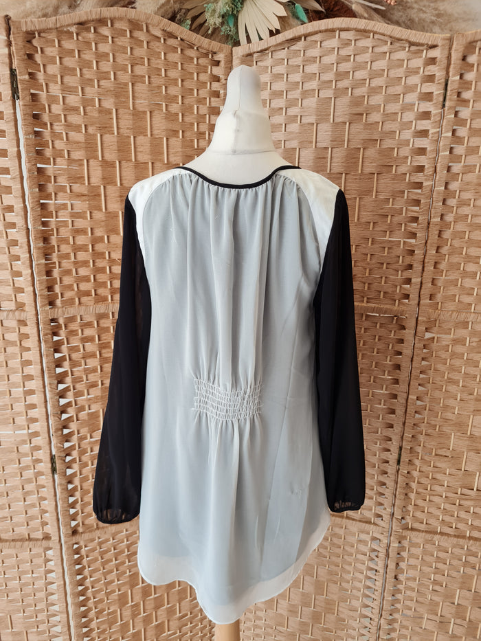 Mint Velvet black/white blouse 8