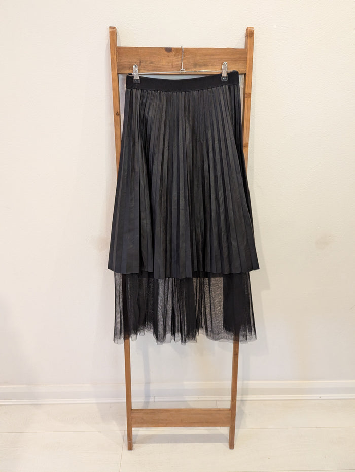 Mitica & Co Black Pleather Pleated Skirt NWT M