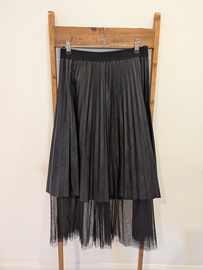 Mitica & Co Black Pleather Pleated Skirt NWT M