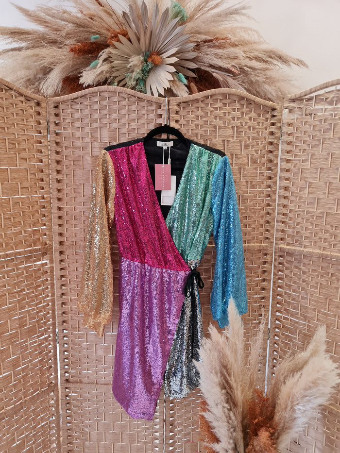 Mochy multi sequin wrap dress New M /L