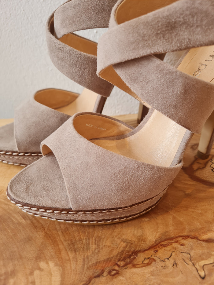 Moda in Pelle Taupe Suede Platform Sandal Size 5 New
